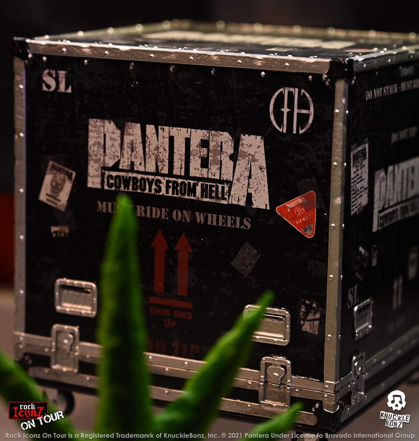Pantera (Cowboys From Hell) Road Case KnuckleBonz Statue